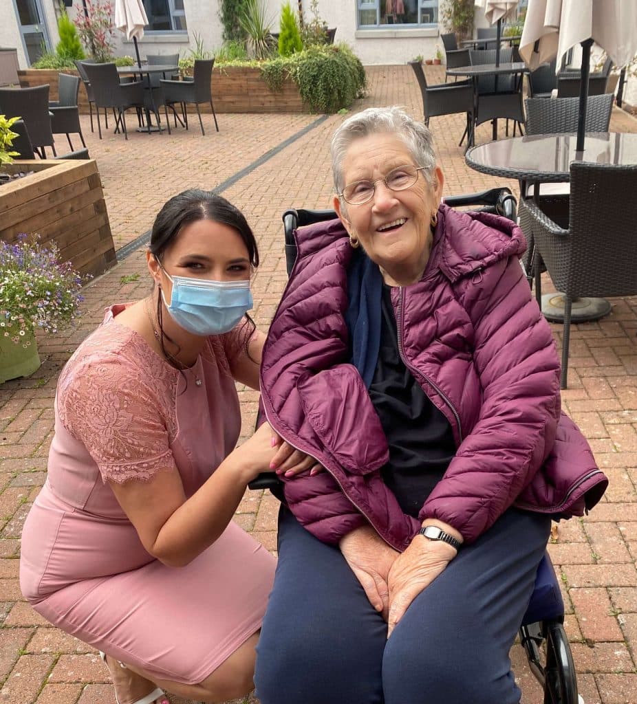 Dementia Unit Team Leader with Rubislaw Park Resident